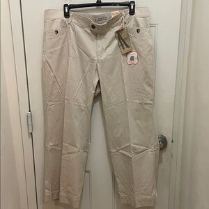 Dockers Women’s Size 24W beige khaki Pants